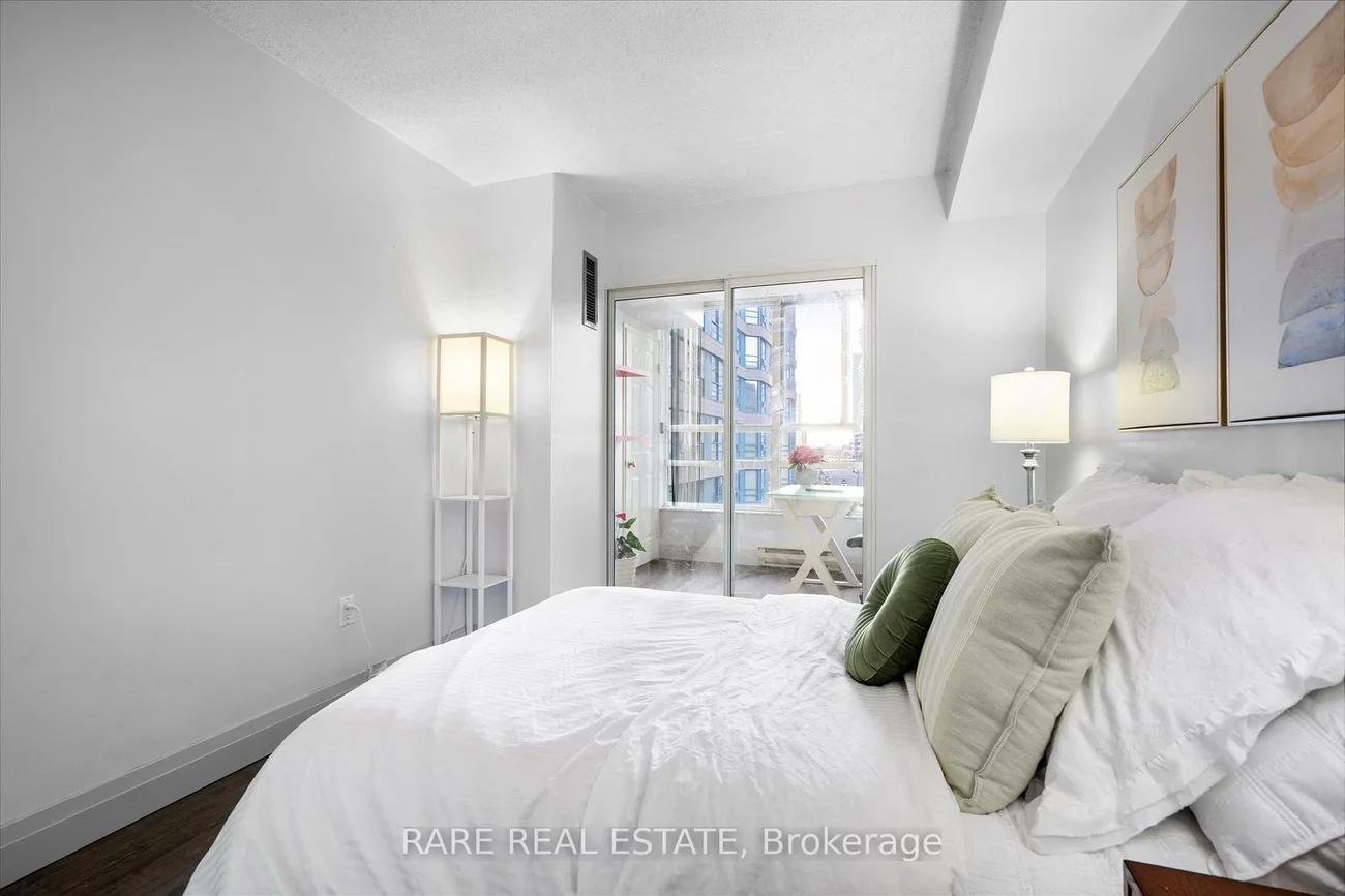 250, Webb, City Centre, Mississauga