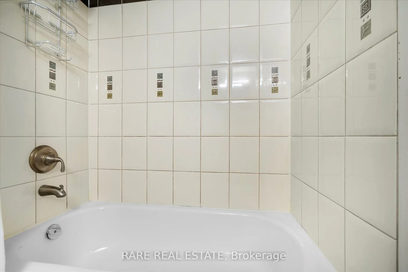 250, Webb, City Centre, Mississauga