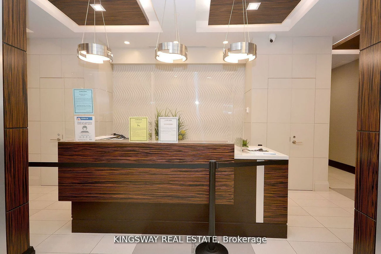 349, RATHBURN, City Centre, Mississauga