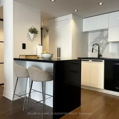 2091, Hurontario, Cooksville, Mississauga