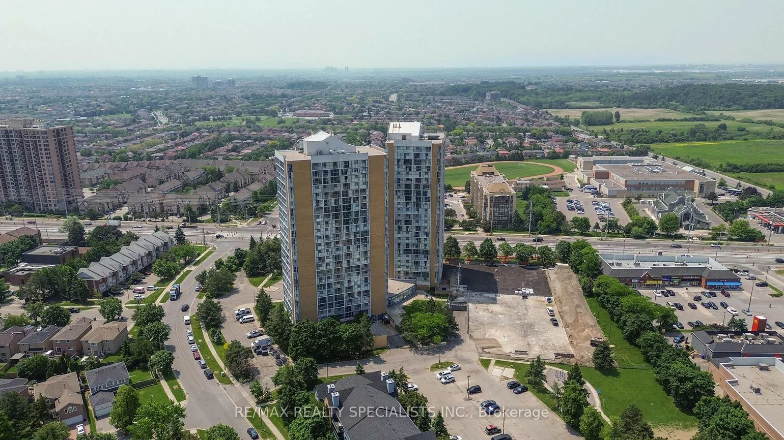 35, Trailwood, Hurontario, Mississauga
