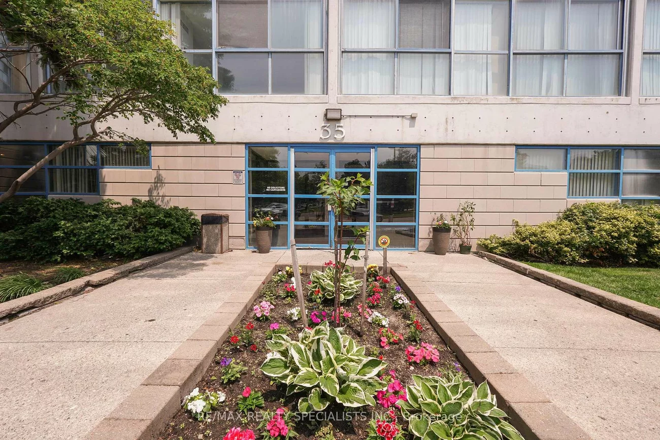 35, Trailwood, Hurontario, Mississauga