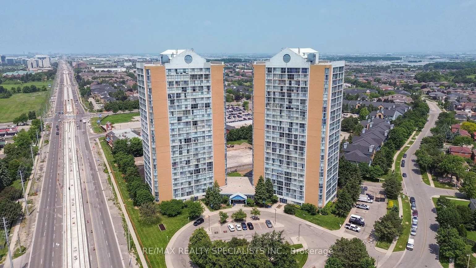 35, Trailwood, Hurontario, Mississauga