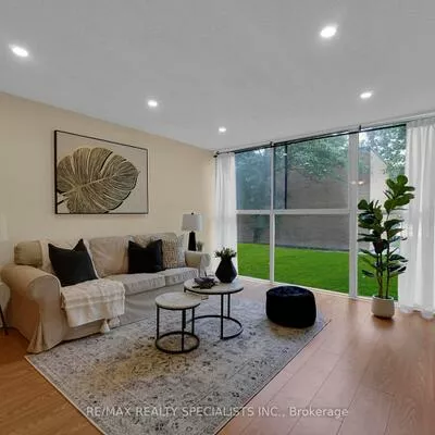 35, Trailwood, Hurontario, Mississauga