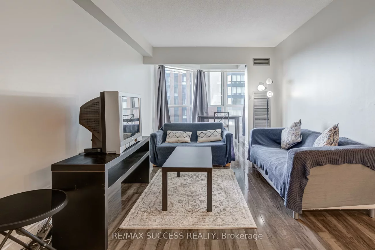 145, Hillcrest, Cooksville, Mississauga