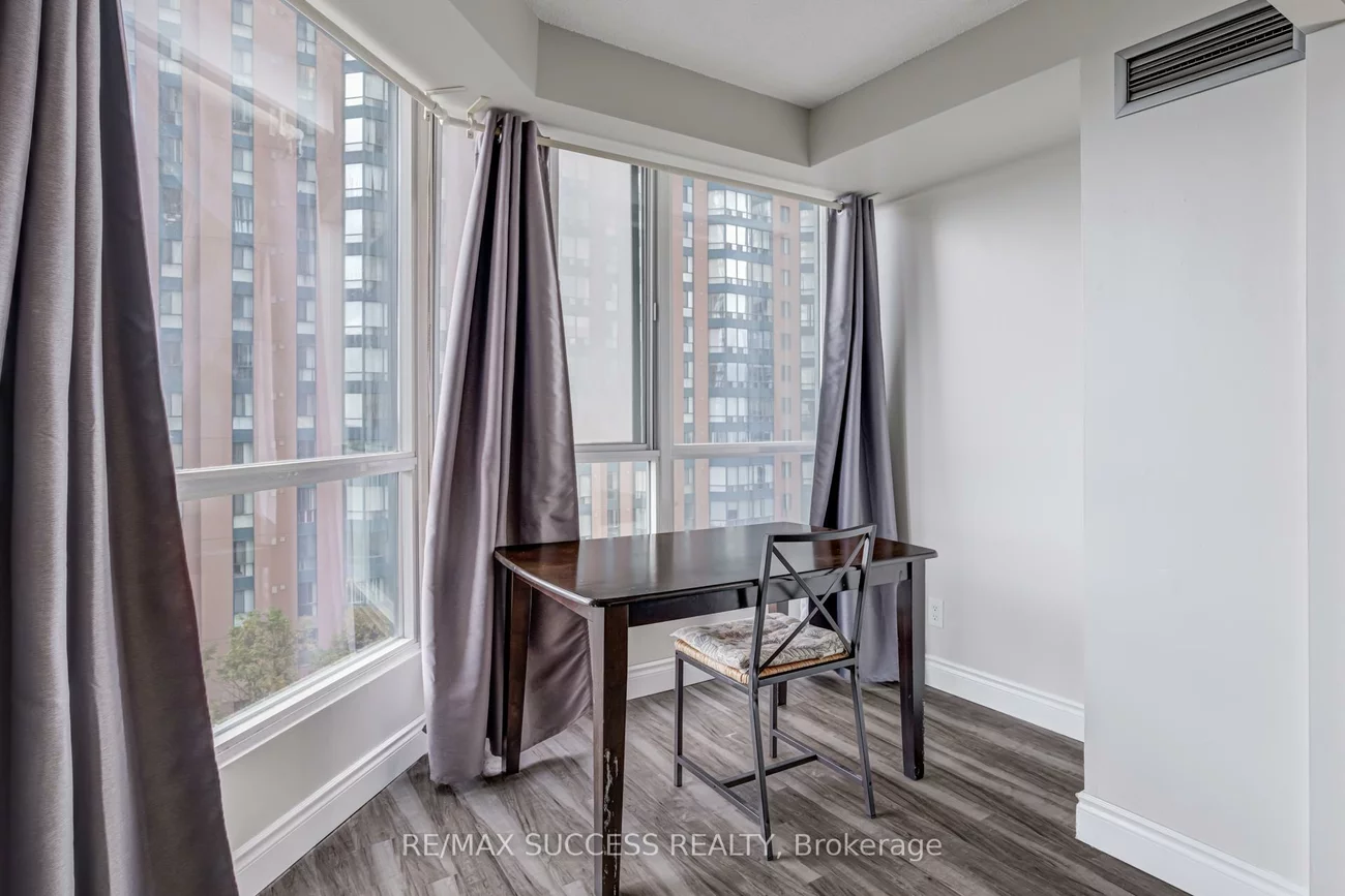 145, Hillcrest, Cooksville, Mississauga