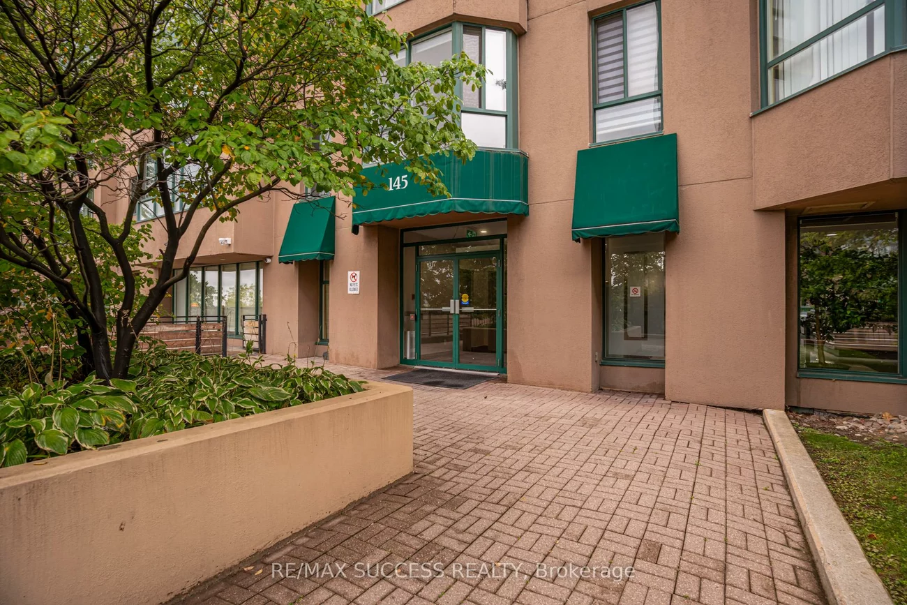 145, Hillcrest, Cooksville, Mississauga