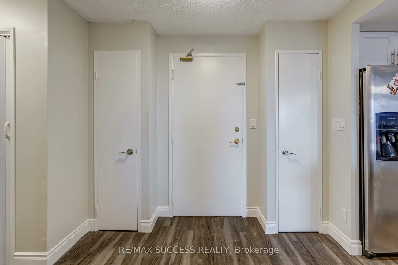 145, Hillcrest, Cooksville, Mississauga