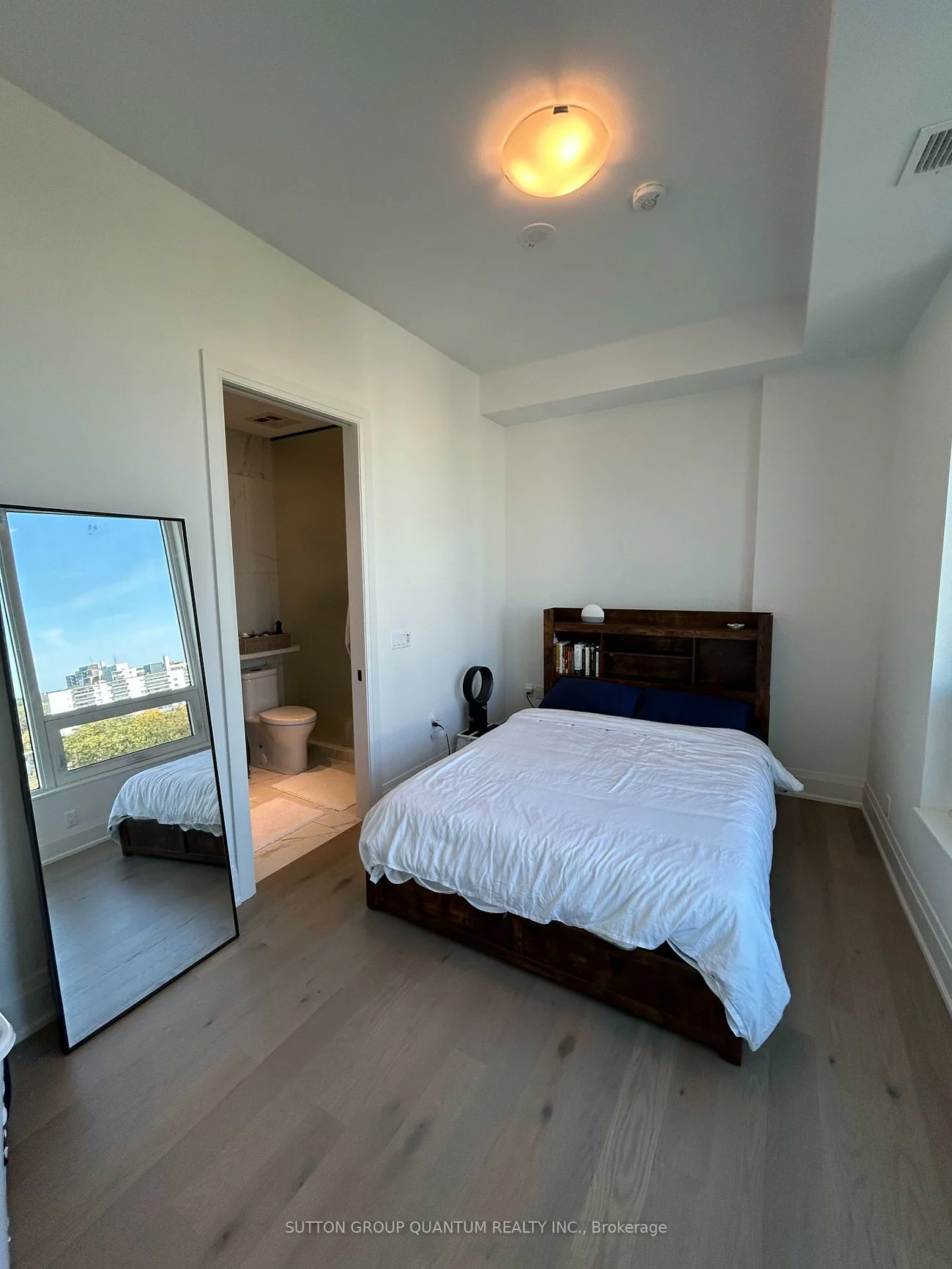 55, Port, Port Credit, Mississauga