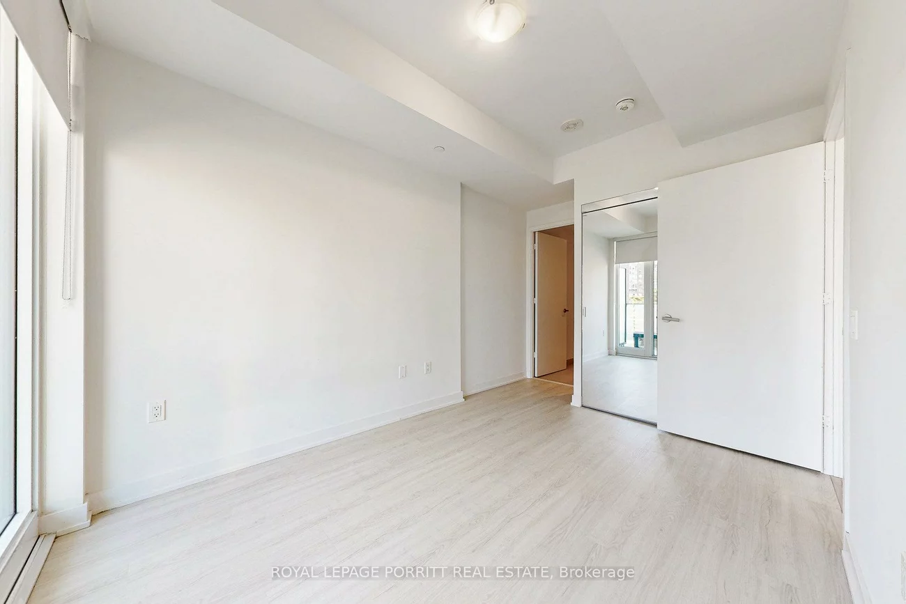 3883, Quartz, City Centre, Mississauga