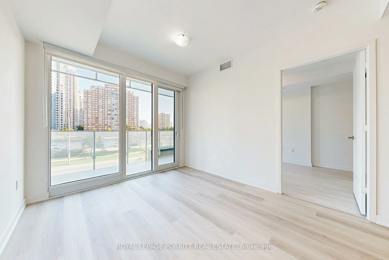 3883, Quartz, City Centre, Mississauga