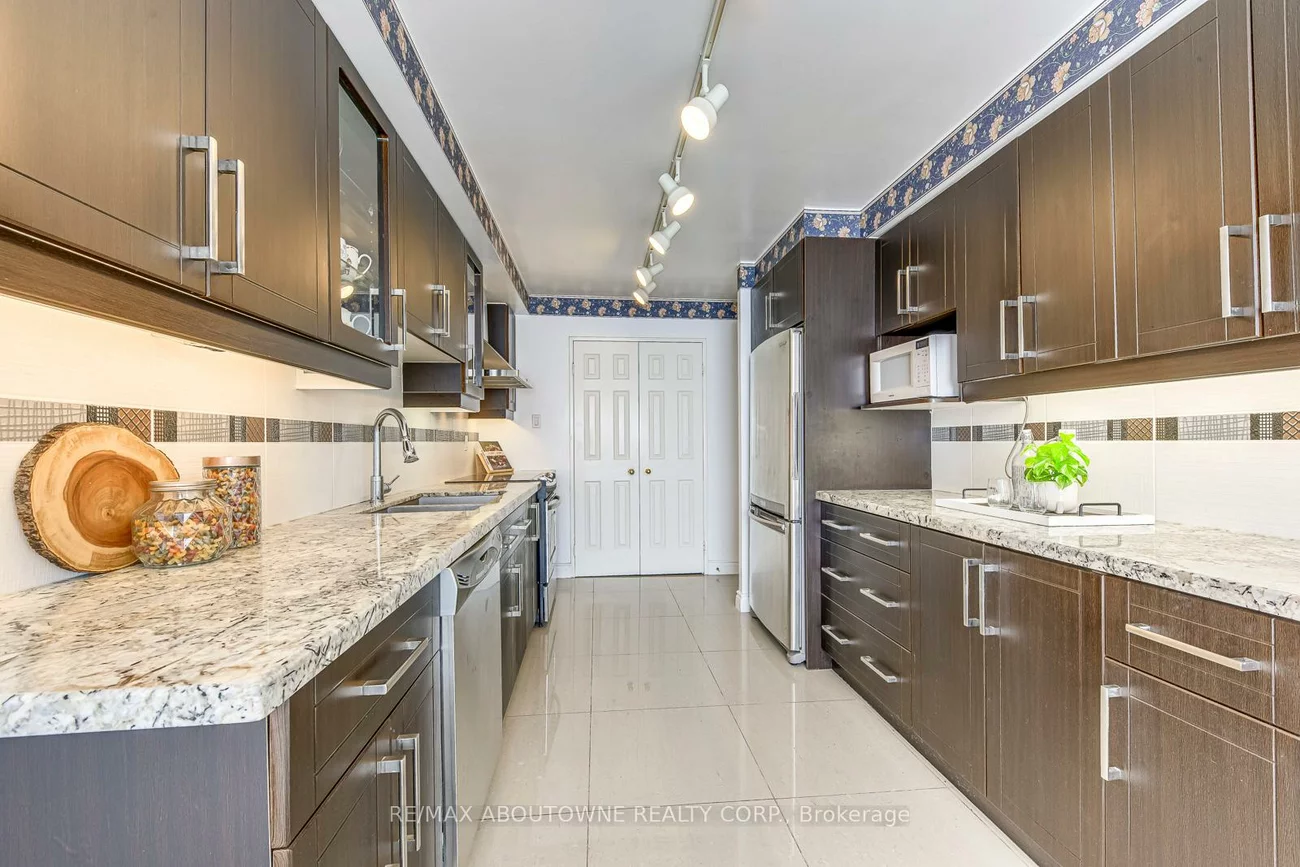 1700, The Collegeway, Erin Mills, Mississauga