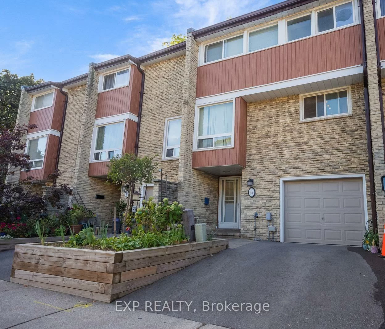 915, Inverhouse, Clarkson, Mississauga