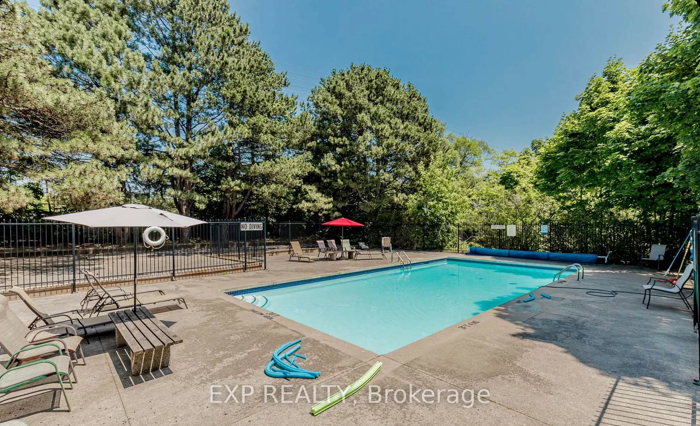 915, Inverhouse, Clarkson, Mississauga