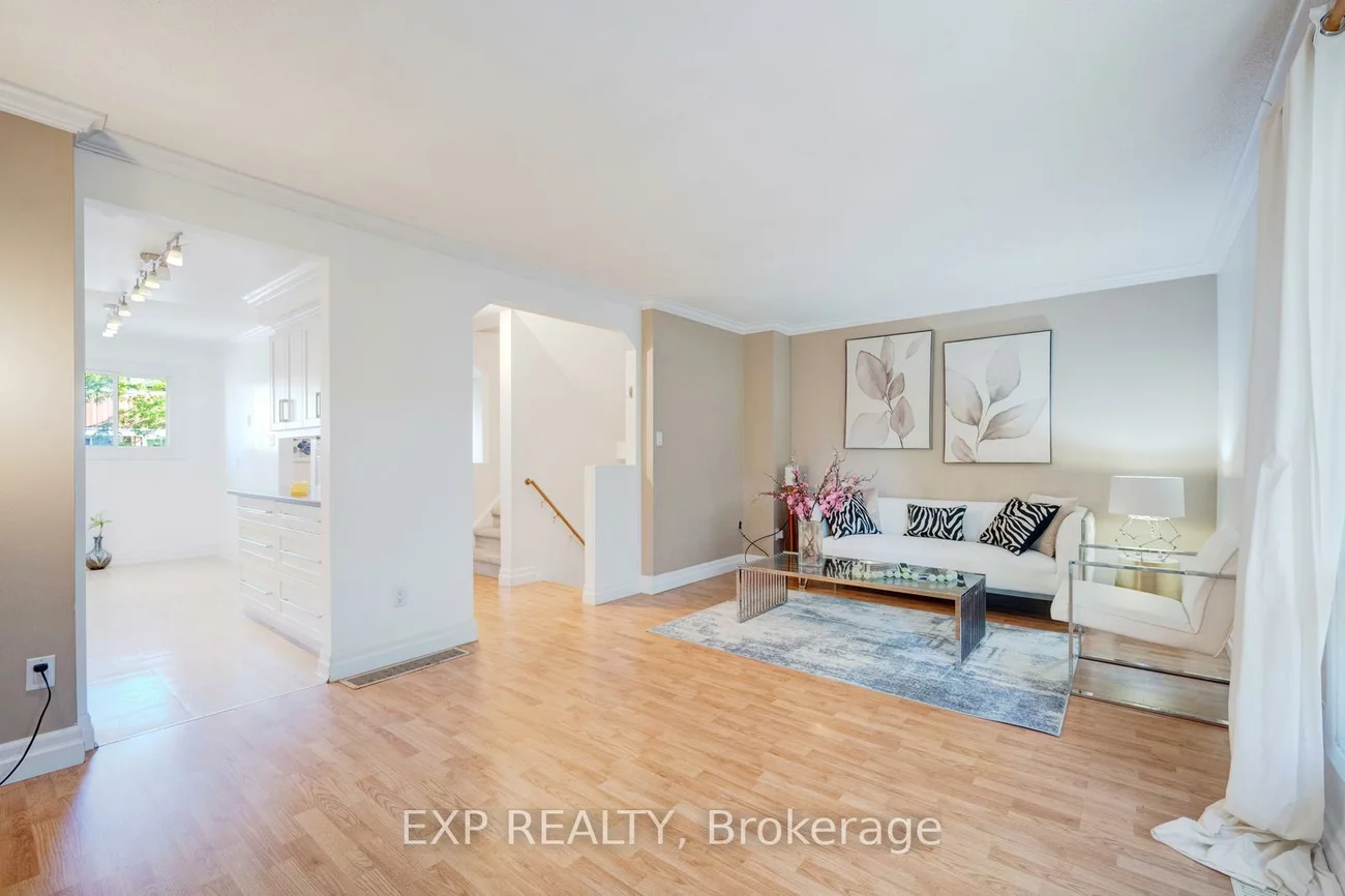 915, Inverhouse, Clarkson, Mississauga