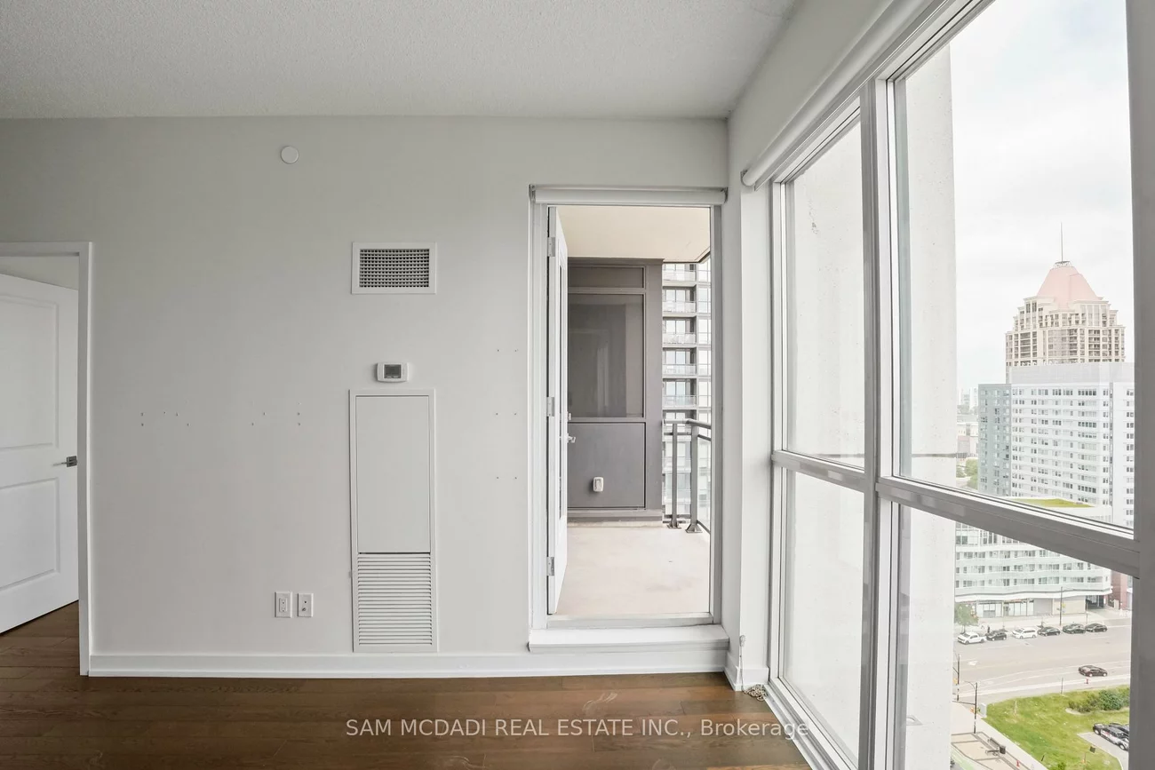 4011, Brickstone, City Centre, Mississauga