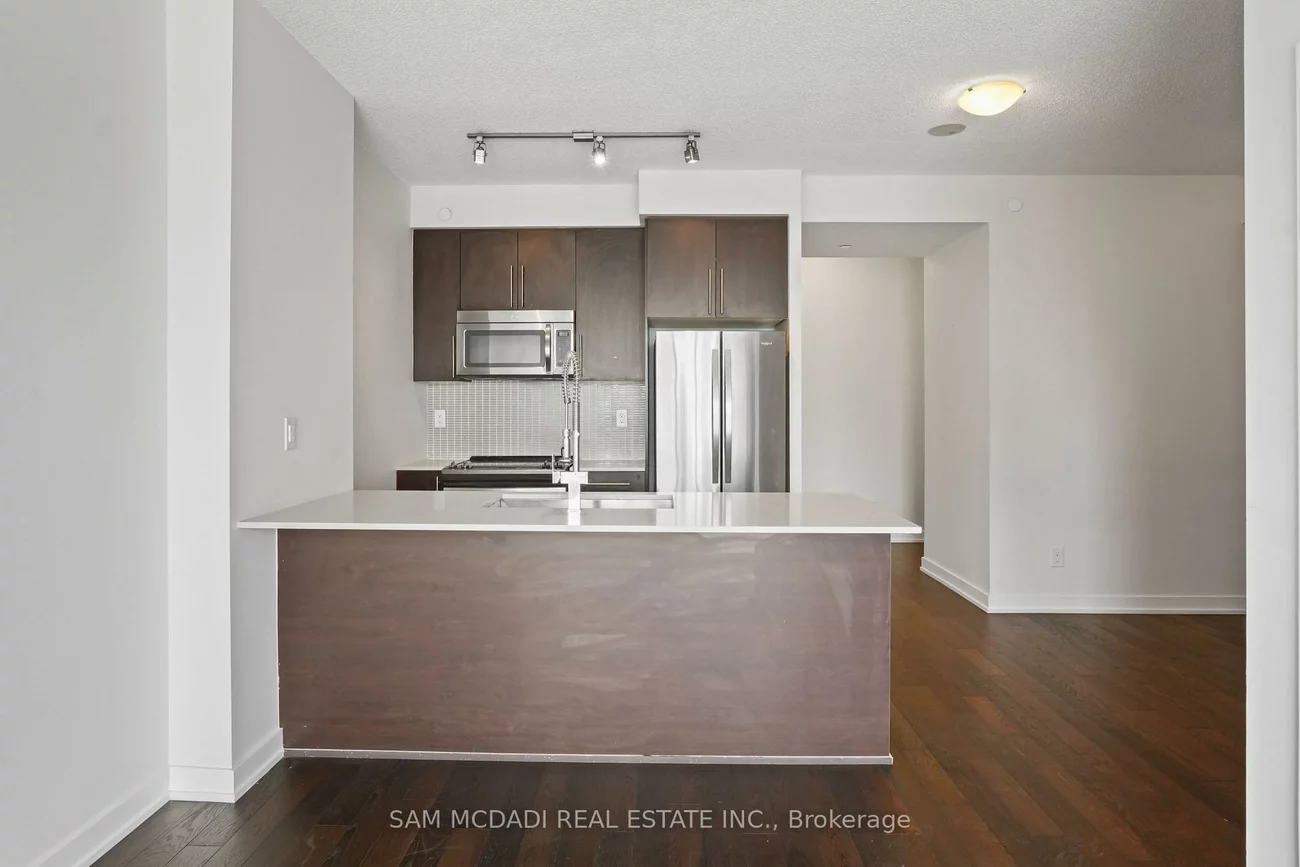 4011, Brickstone, City Centre, Mississauga