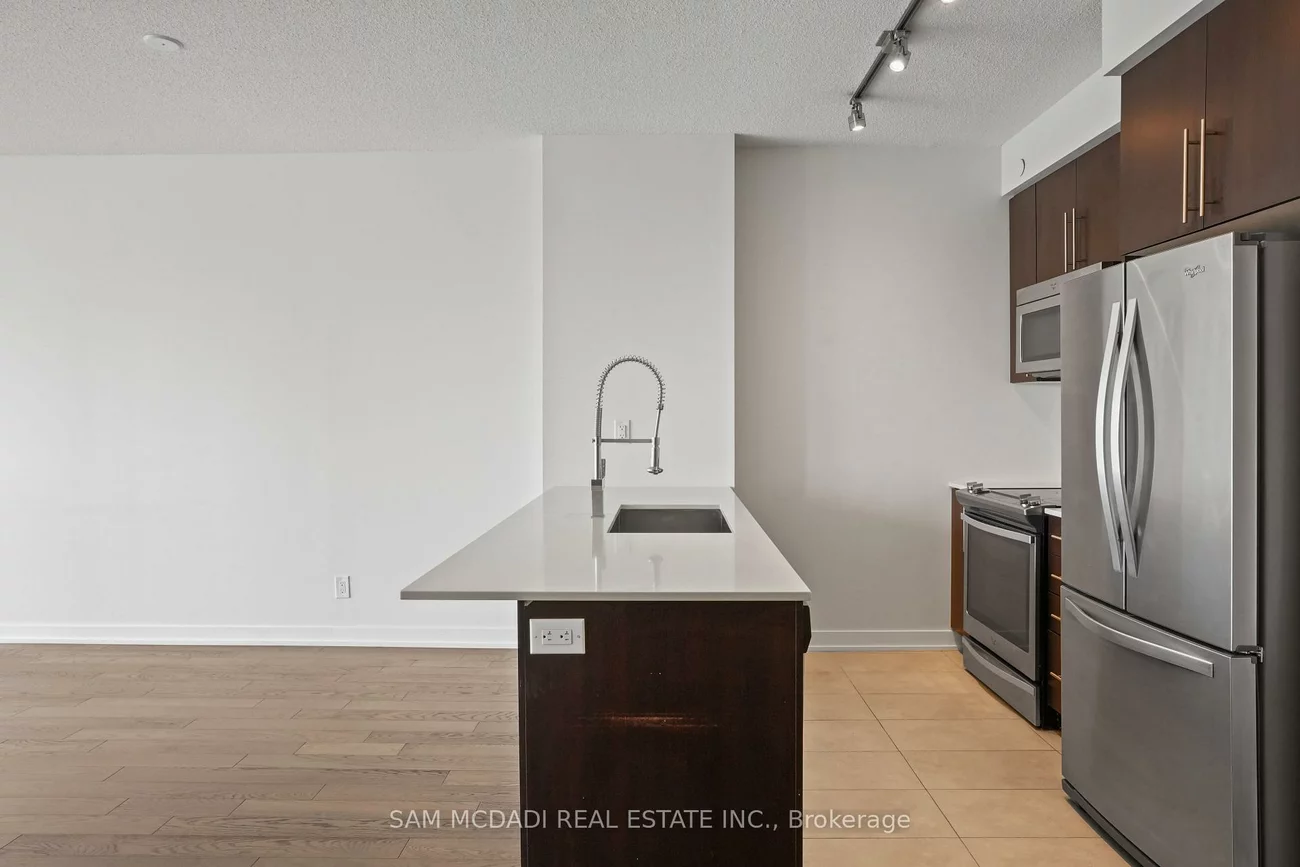 4011, Brickstone, City Centre, Mississauga