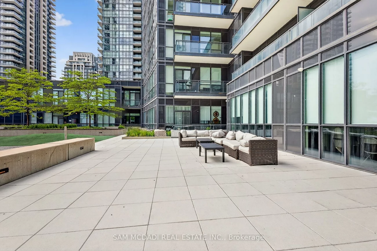 4011, Brickstone, City Centre, Mississauga