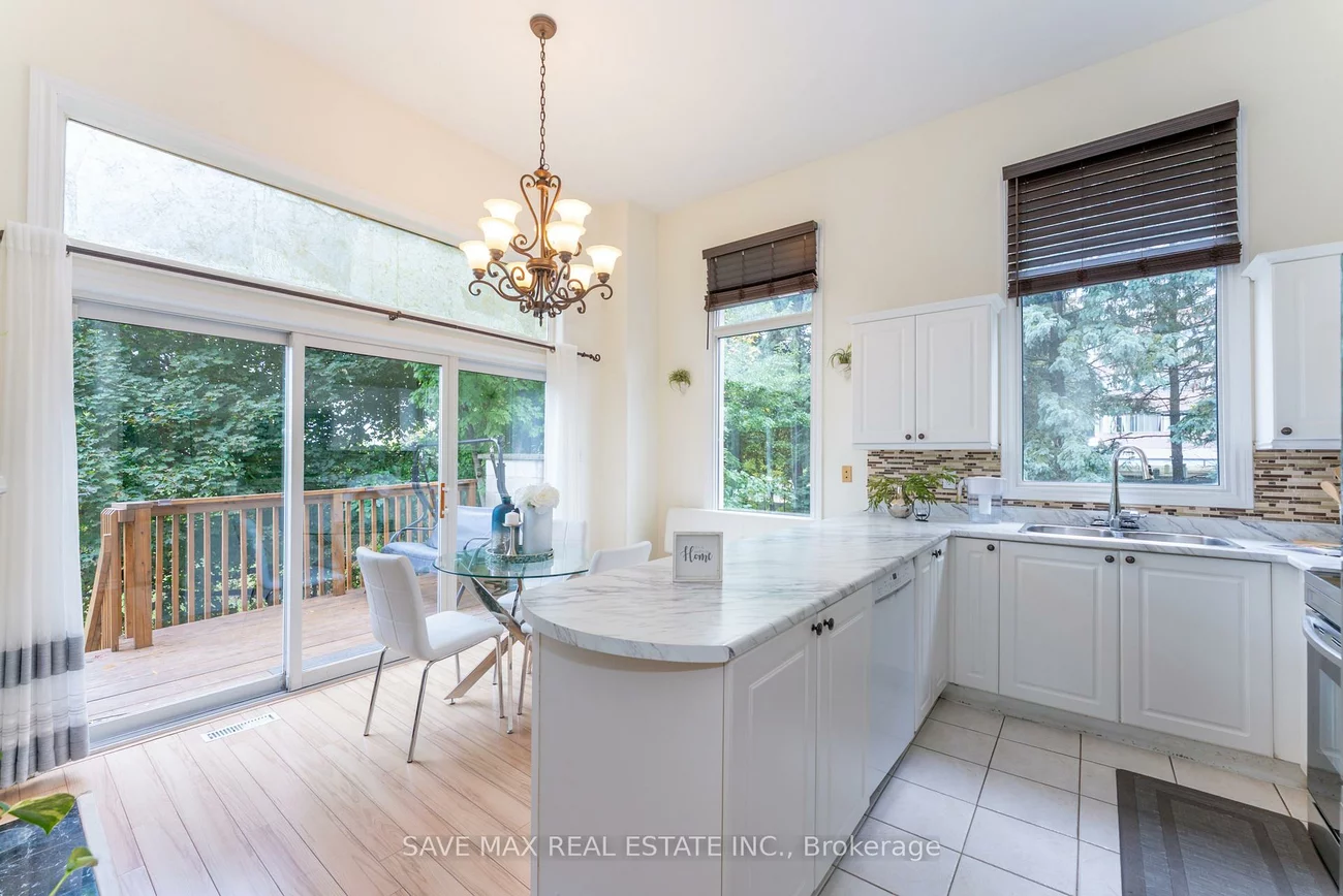 840, Dundas, Erindale, Mississauga