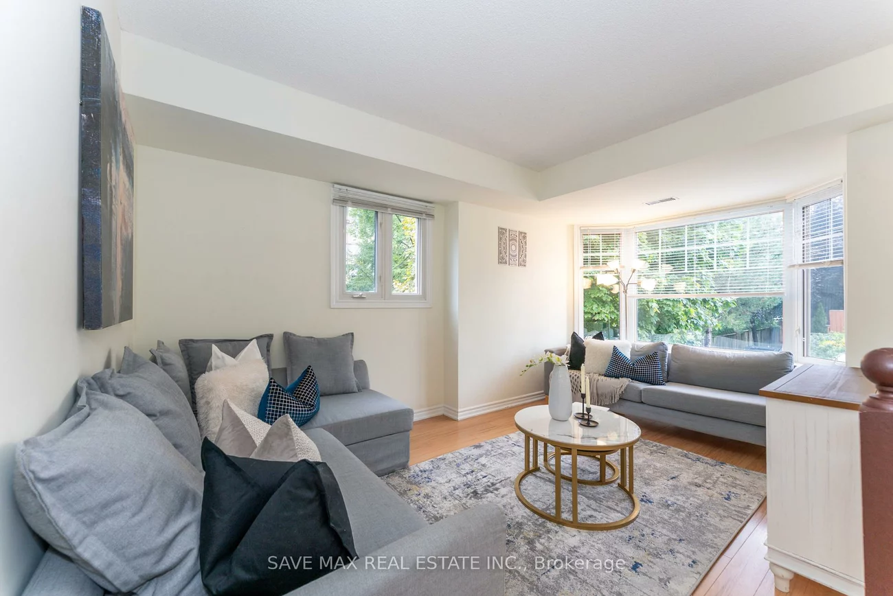 840, Dundas, Erindale, Mississauga