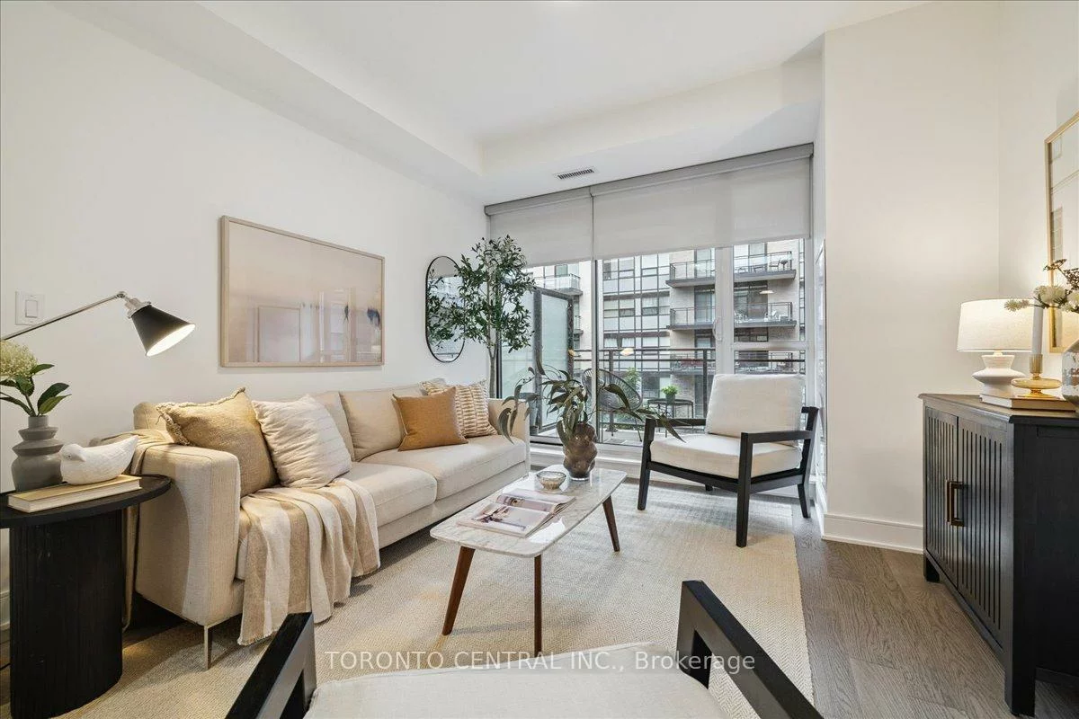 1575, Lakeshore, Clarkson, Mississauga