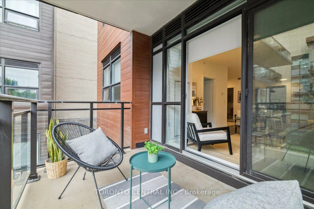 1575, Lakeshore, Clarkson, Mississauga