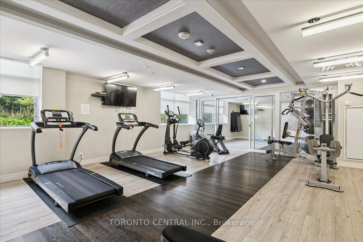 1575, Lakeshore, Clarkson, Mississauga