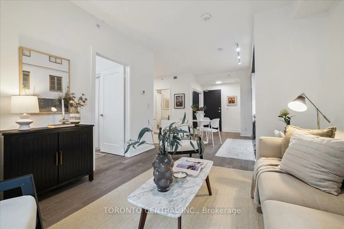 1575, Lakeshore, Clarkson, Mississauga