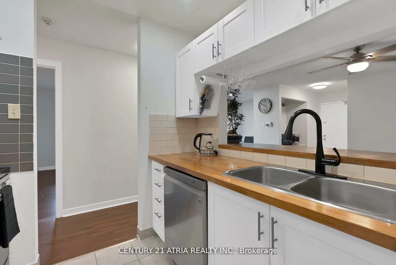 65, Trailwood, Hurontario, Mississauga