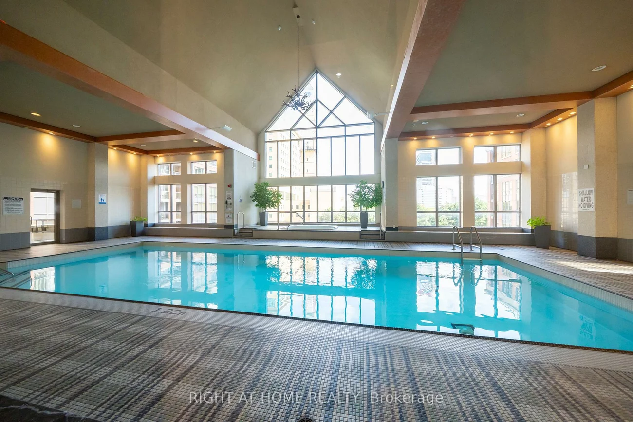 4080, Living Arts, City Centre, Mississauga