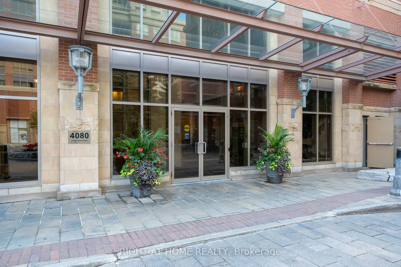 4080, Living Arts, City Centre, Mississauga