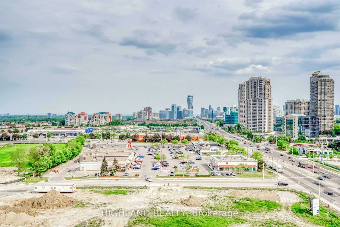 8, Nahani, Hurontario, Mississauga