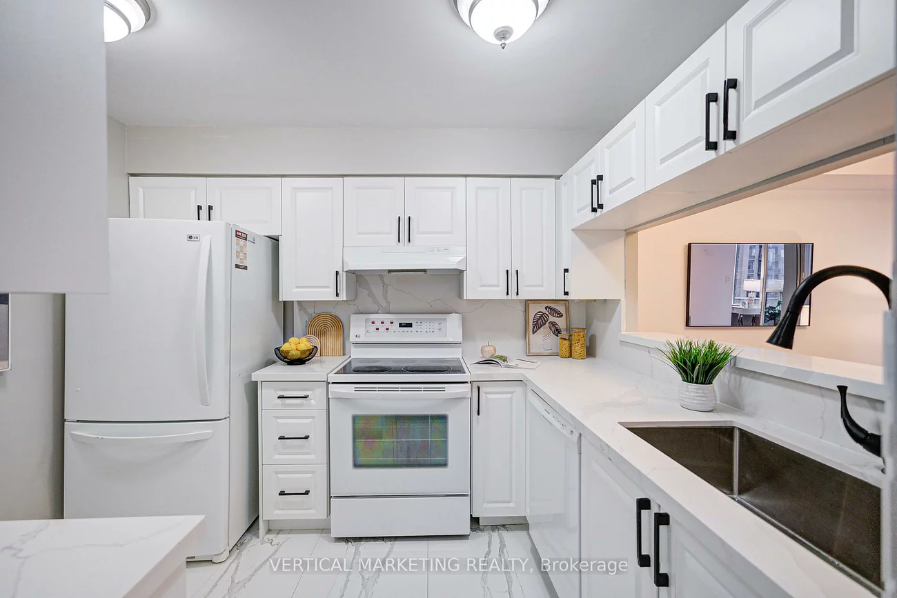 330, Rathburn, Creditview, Mississauga