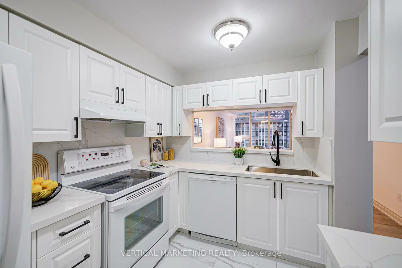 330, Rathburn, Creditview, Mississauga