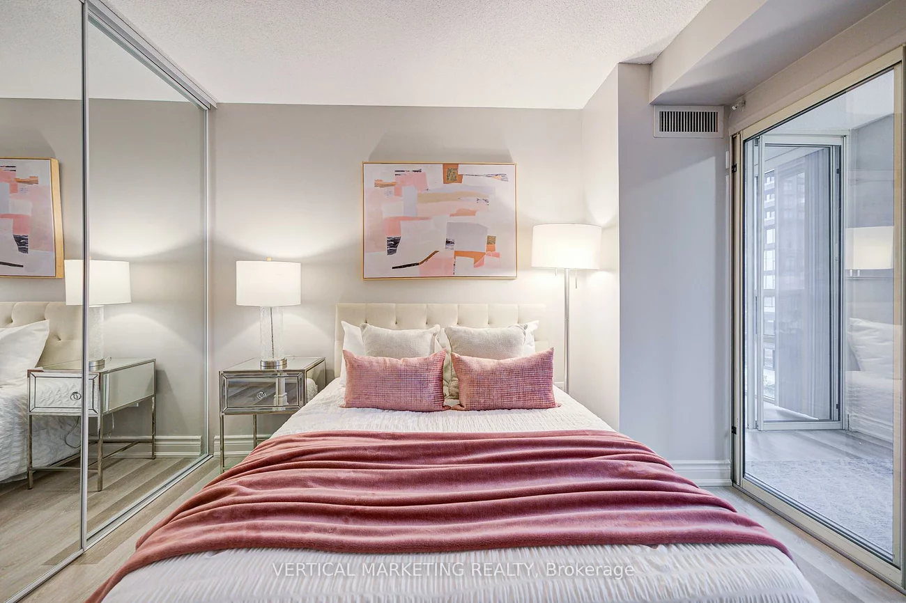 330, Rathburn, Creditview, Mississauga