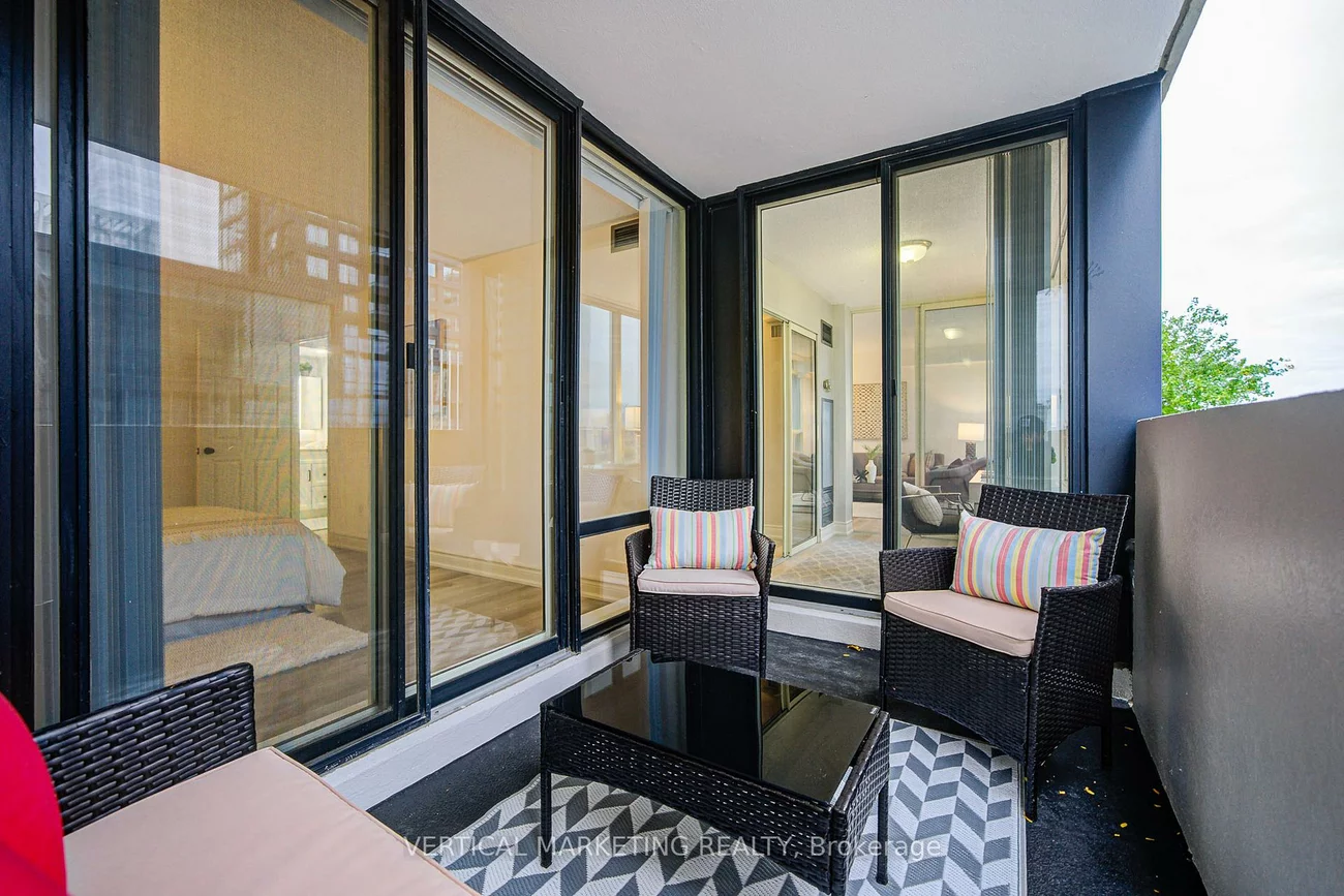 330, Rathburn, Creditview, Mississauga