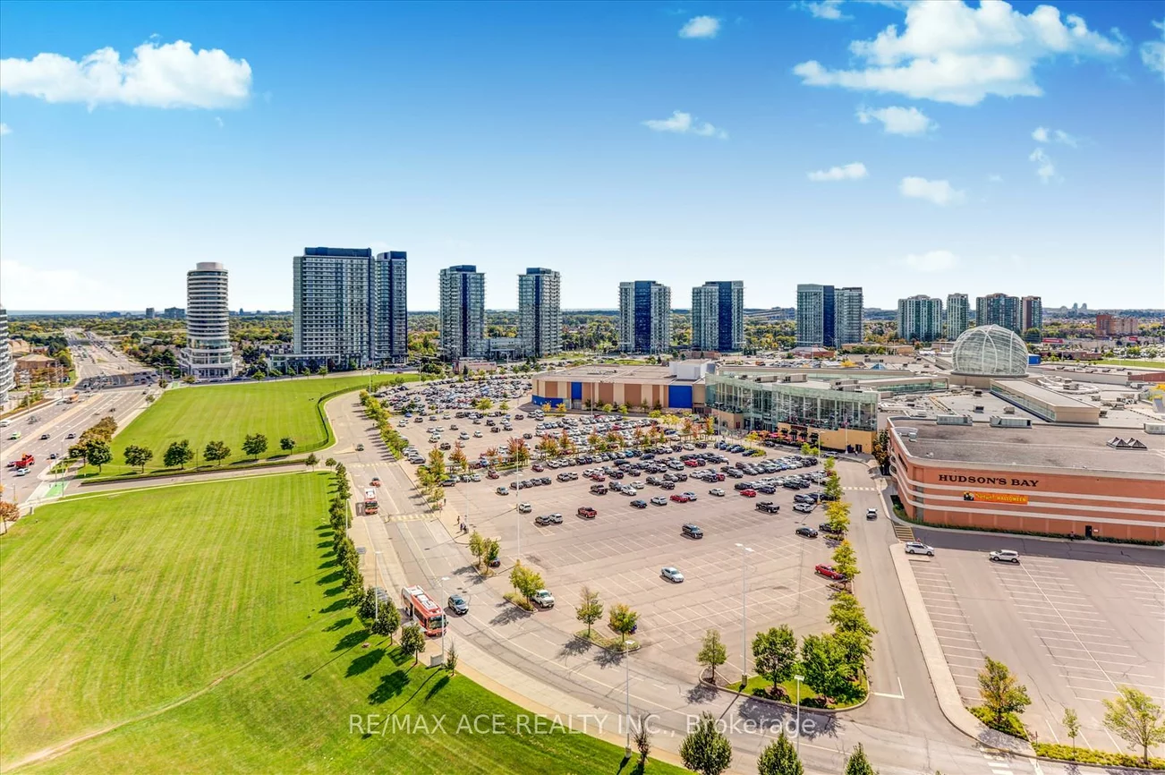 2545, Erin Centre, Central Erin Mills, Mississauga