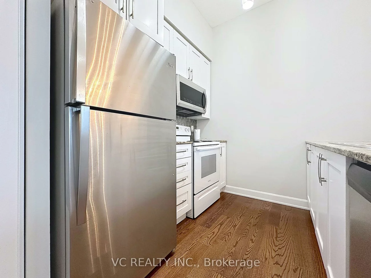 4070, Confederation, City Centre, Mississauga