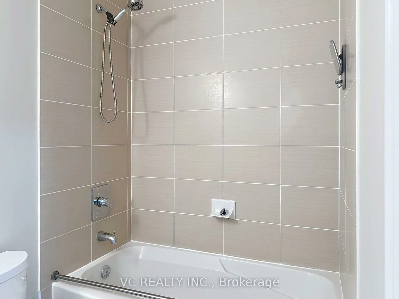 4070, Confederation, City Centre, Mississauga