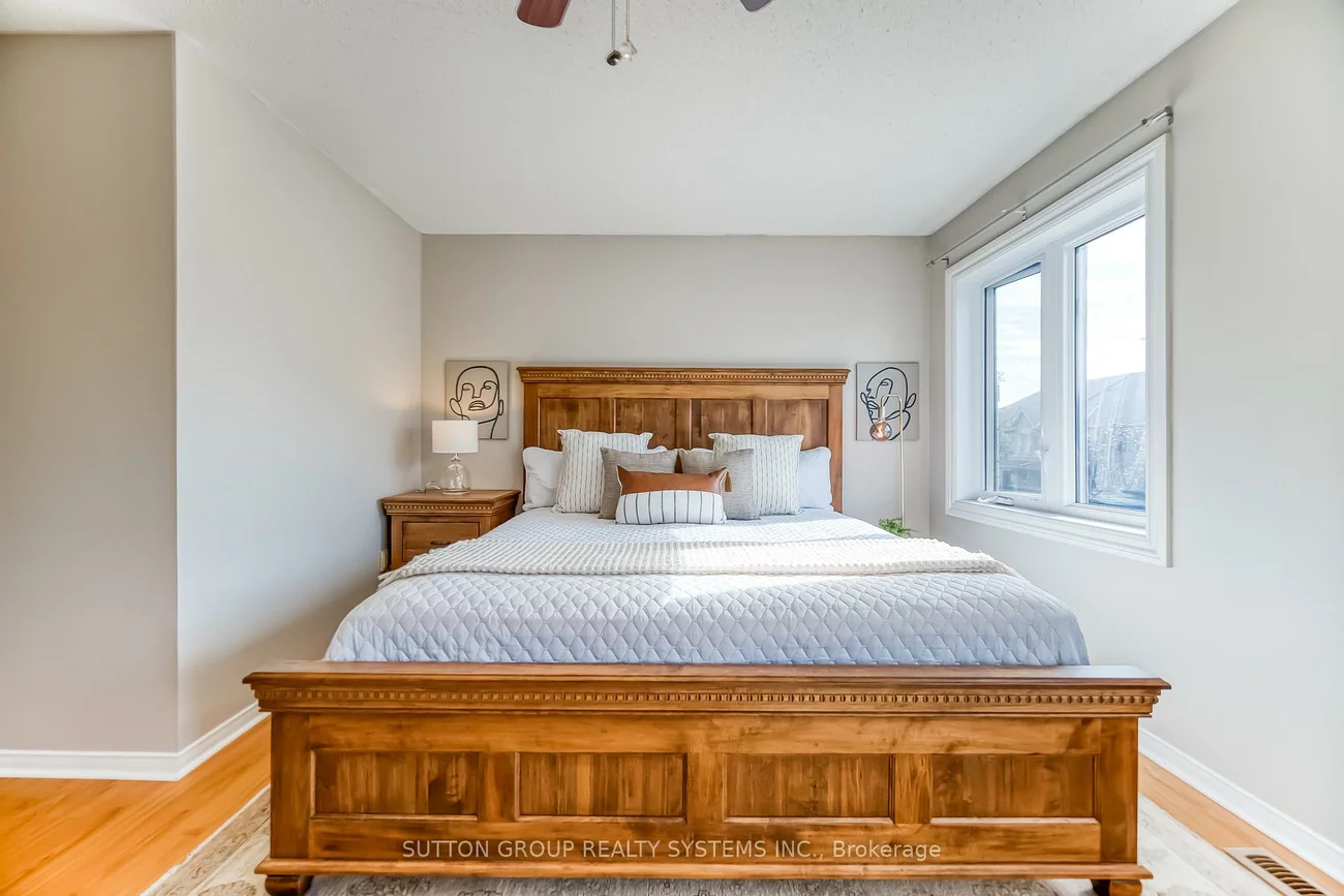 455, Apache, Hurontario, Mississauga