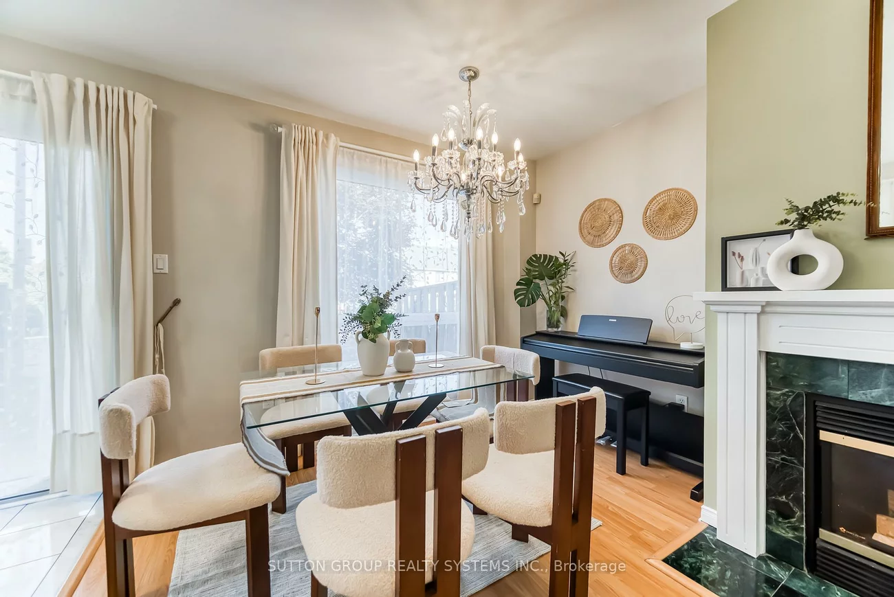 455, Apache, Hurontario, Mississauga