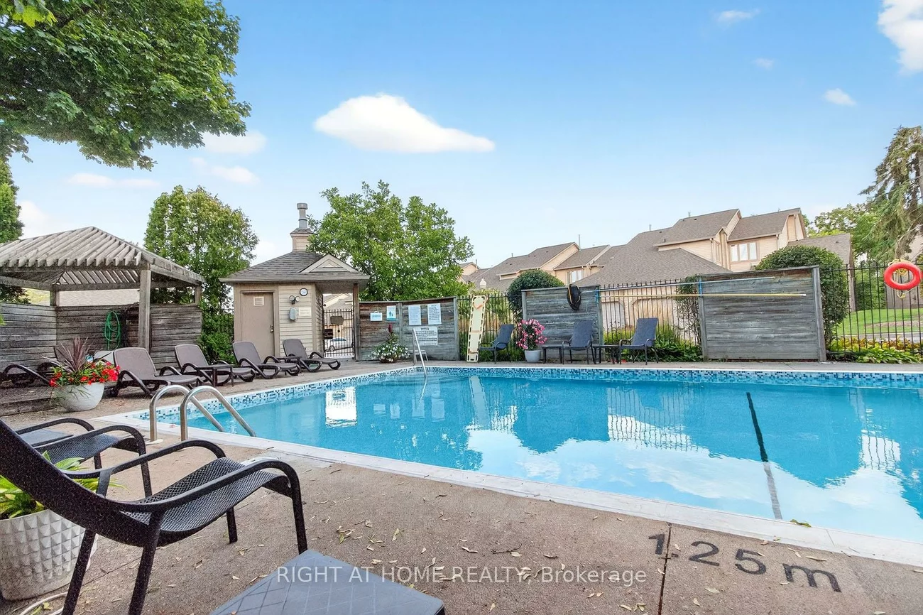1725, The Chase, Central Erin Mills, Mississauga