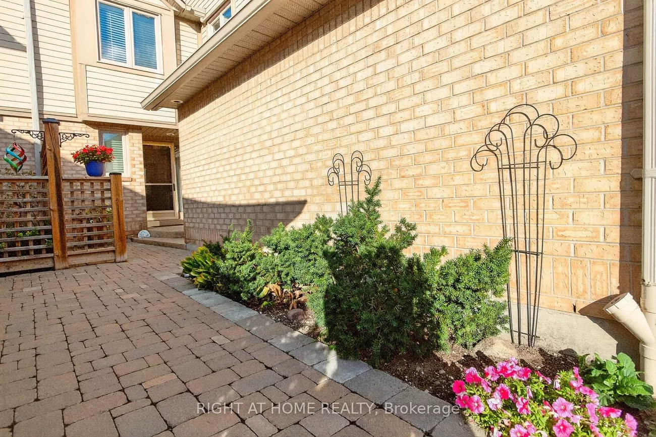 1725, The Chase, Central Erin Mills, Mississauga
