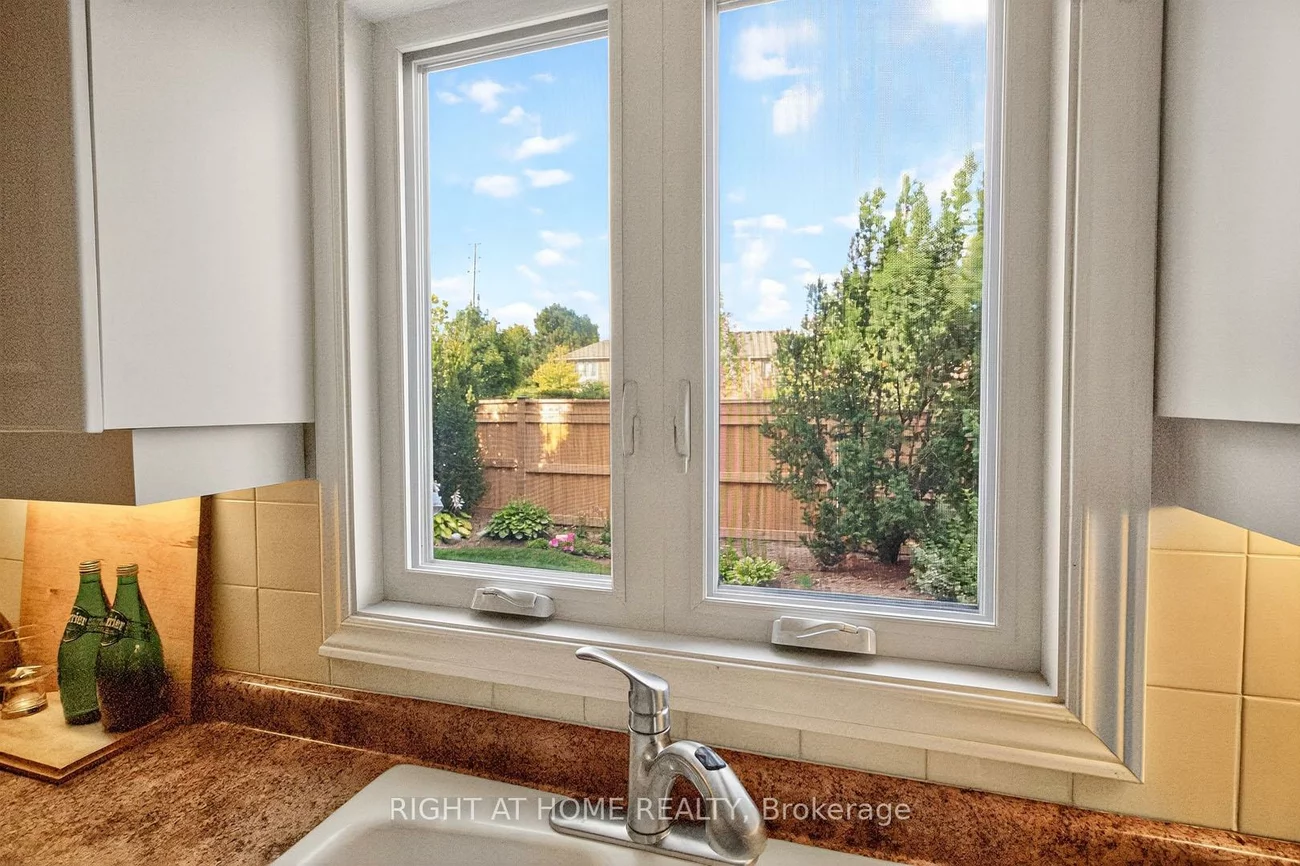 1725, The Chase, Central Erin Mills, Mississauga