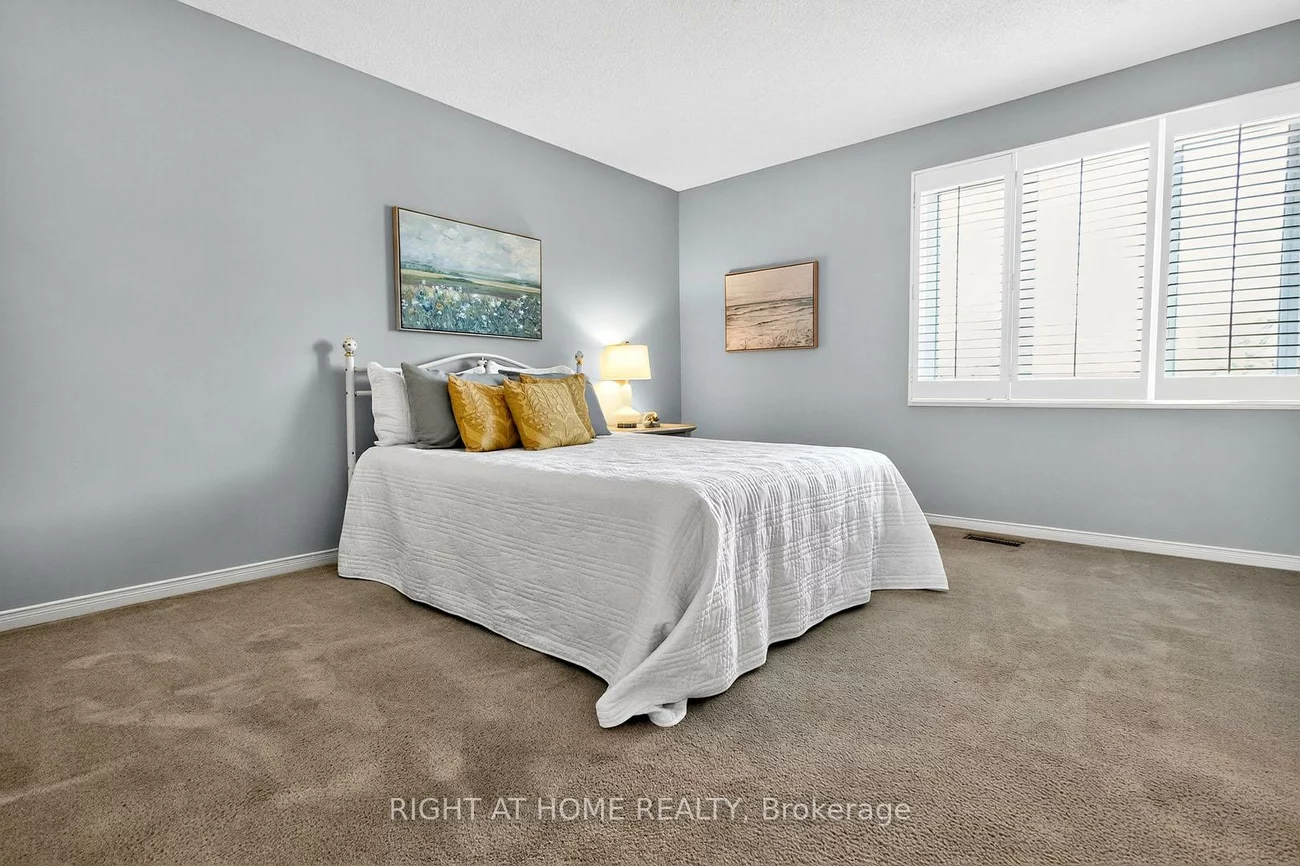 1725, The Chase, Central Erin Mills, Mississauga