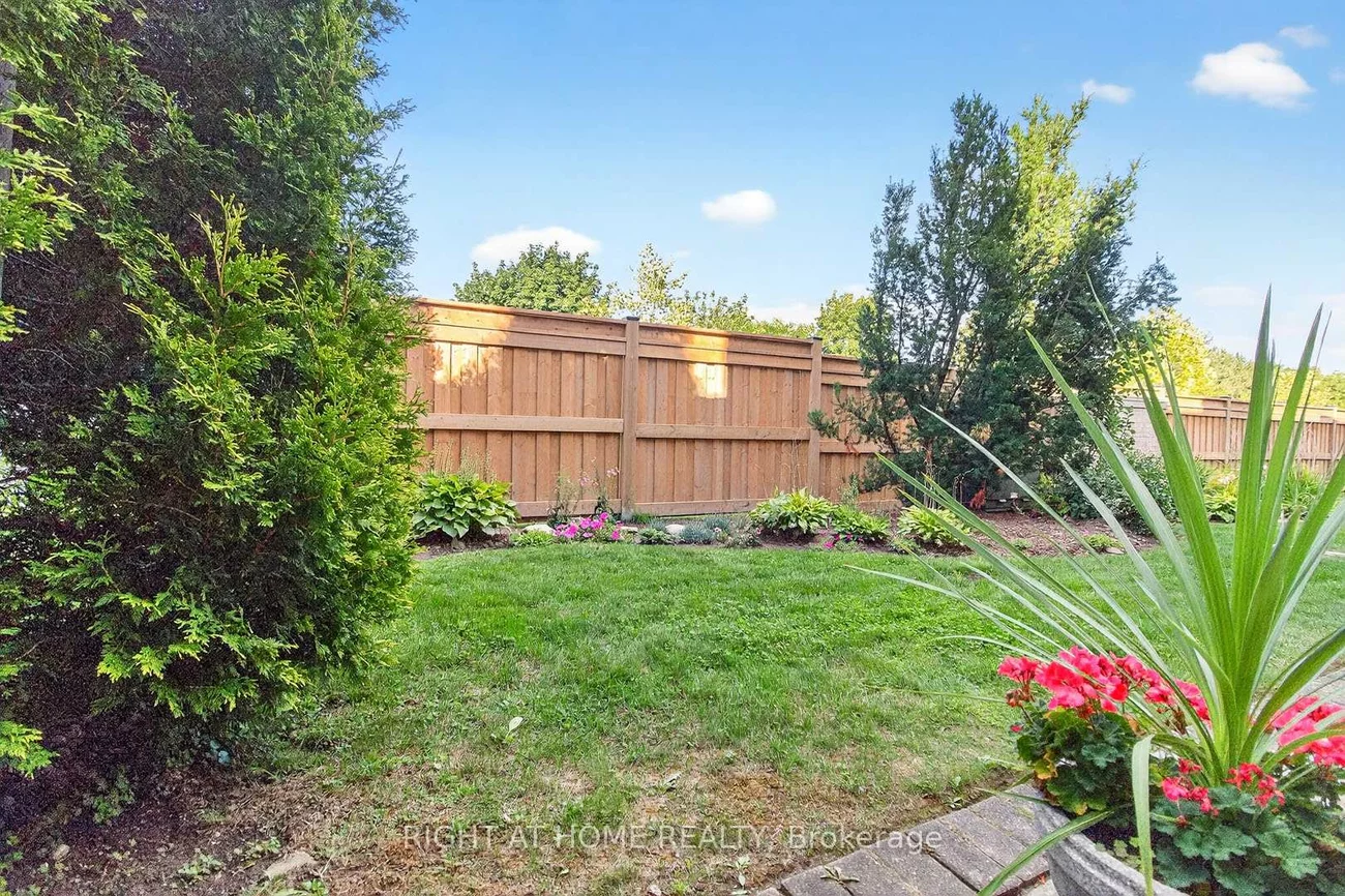 1725, The Chase, Central Erin Mills, Mississauga