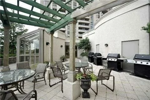 25, Kingsbridge Garden, Hurontario, Mississauga