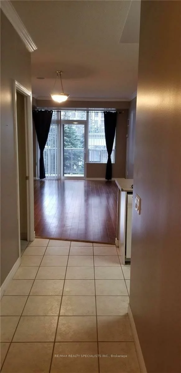 25, Kingsbridge Garden, Hurontario, Mississauga