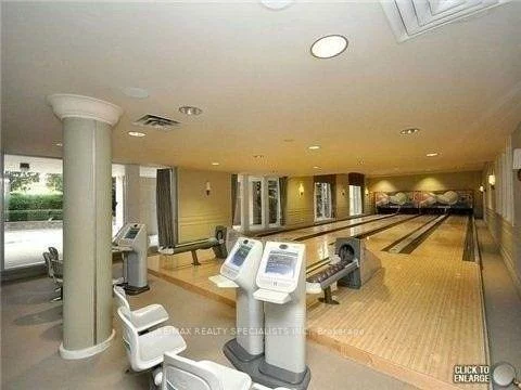 25, Kingsbridge Garden, Hurontario, Mississauga
